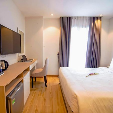 Rhm Luxury Hotel And Suite Da Nang Exterior photo