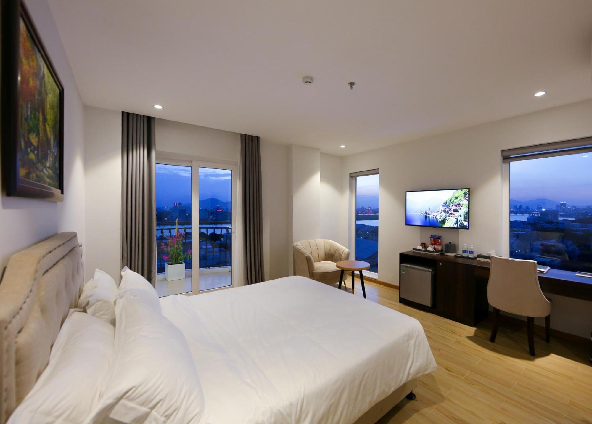 Rhm Luxury Hotel And Suite Da Nang Exterior photo