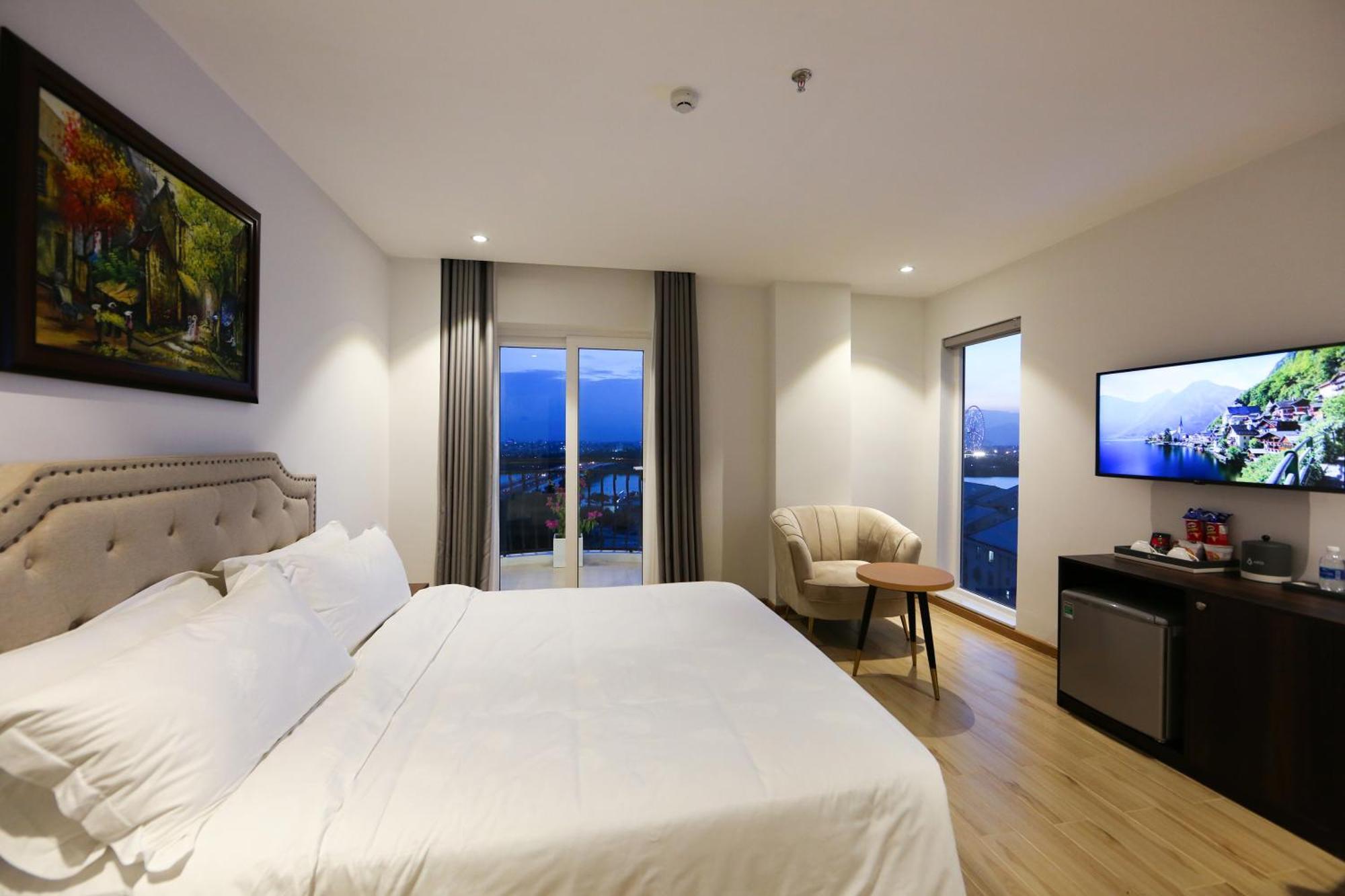 Rhm Luxury Hotel And Suite Da Nang Exterior photo
